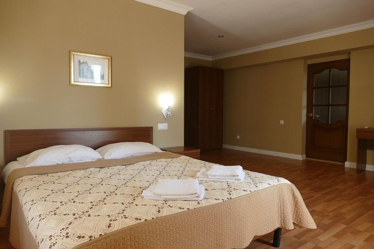 Hotel Abaata Gagra Kültér fotó