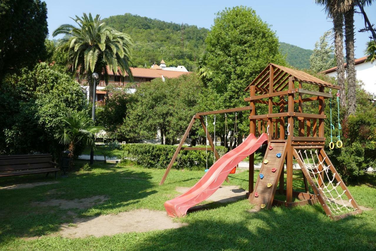 Hotel Abaata Gagra Kültér fotó